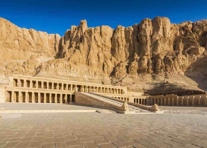 historic places in Luxor